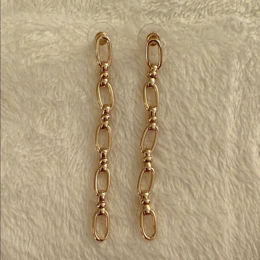 Elegant Gold Chain Link Earrings